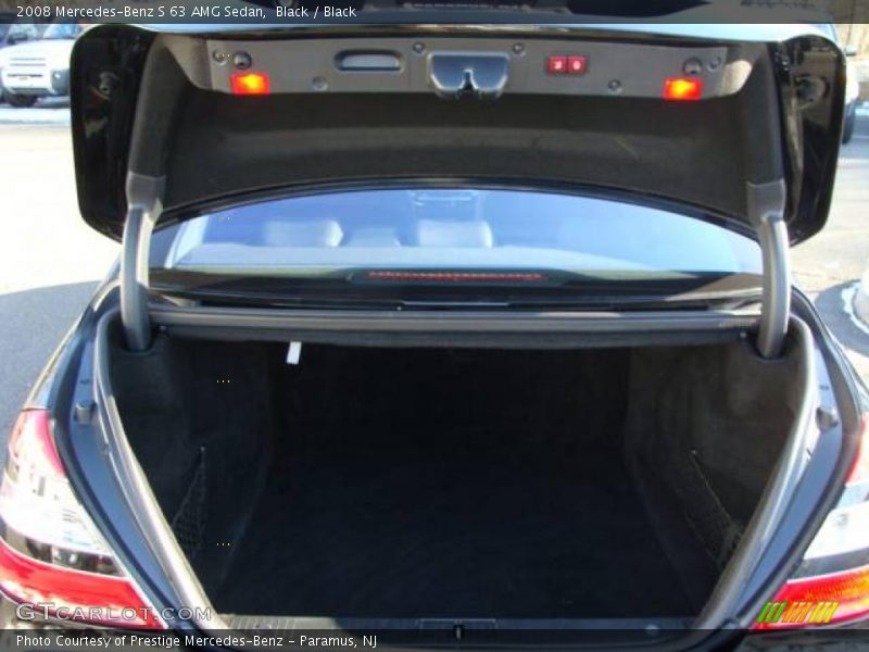 Black / Black 2008 Mercedes-Benz S 63 AMG Sedan