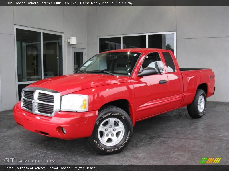 Flame Red / Medium Slate Gray 2005 Dodge Dakota Laramie Club Cab 4x4
