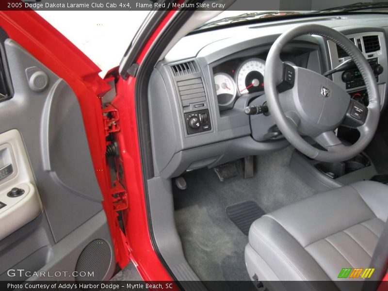 Flame Red / Medium Slate Gray 2005 Dodge Dakota Laramie Club Cab 4x4