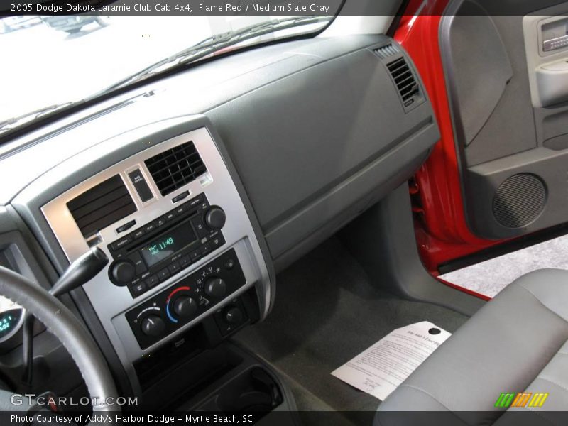 Flame Red / Medium Slate Gray 2005 Dodge Dakota Laramie Club Cab 4x4