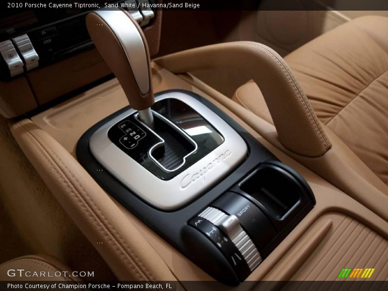 Sand White / Havanna/Sand Beige 2010 Porsche Cayenne Tiptronic