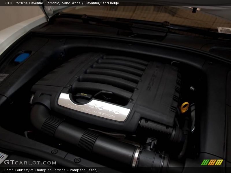 Sand White / Havanna/Sand Beige 2010 Porsche Cayenne Tiptronic