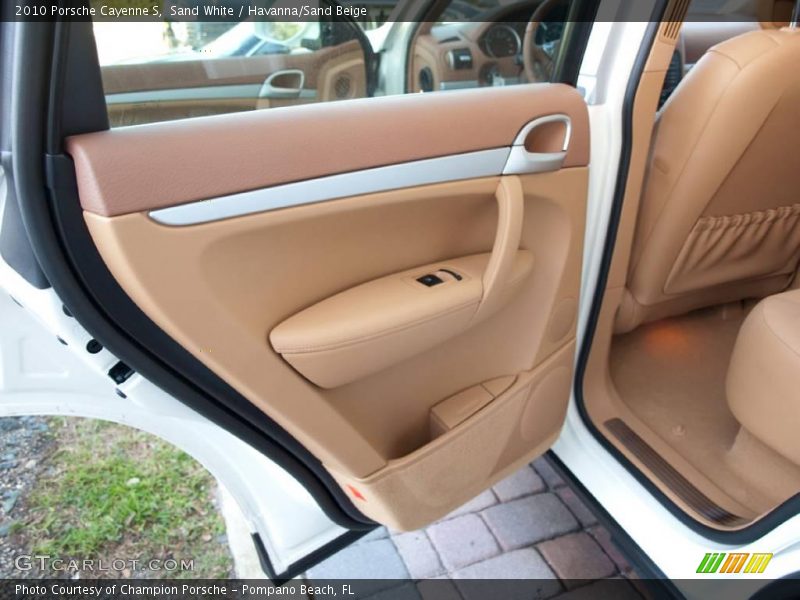 Sand White / Havanna/Sand Beige 2010 Porsche Cayenne S