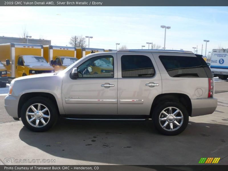 Silver Birch Metallic / Ebony 2009 GMC Yukon Denali AWD