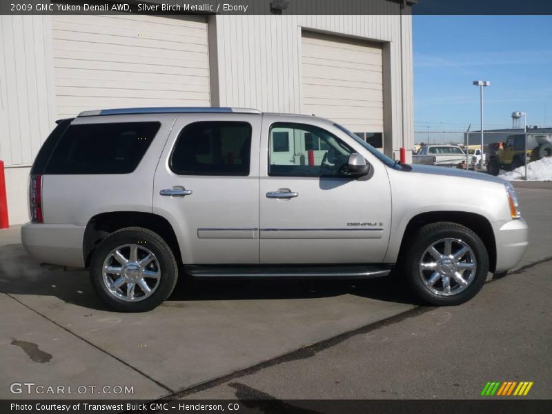 Silver Birch Metallic / Ebony 2009 GMC Yukon Denali AWD