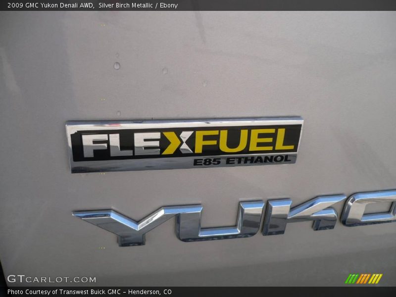 Silver Birch Metallic / Ebony 2009 GMC Yukon Denali AWD
