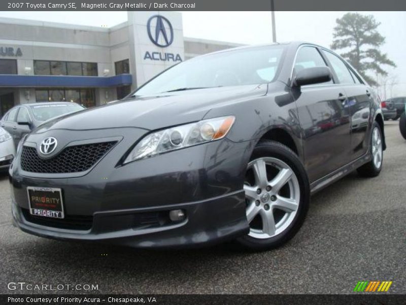 Magnetic Gray Metallic / Dark Charcoal 2007 Toyota Camry SE