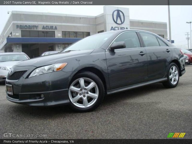 Magnetic Gray Metallic / Dark Charcoal 2007 Toyota Camry SE