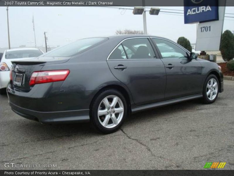 Magnetic Gray Metallic / Dark Charcoal 2007 Toyota Camry SE