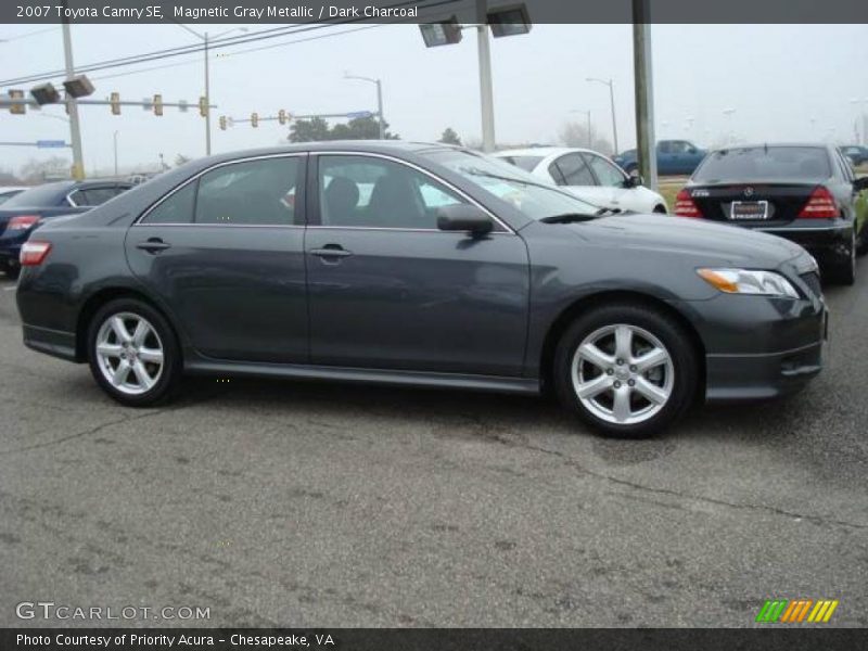 Magnetic Gray Metallic / Dark Charcoal 2007 Toyota Camry SE