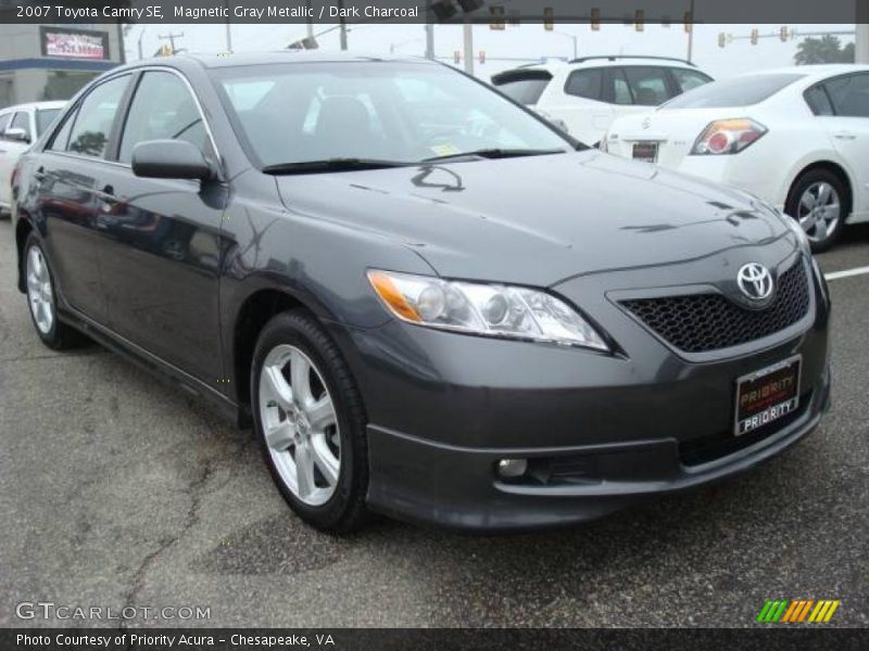 Magnetic Gray Metallic / Dark Charcoal 2007 Toyota Camry SE