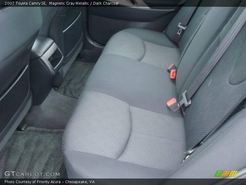 Magnetic Gray Metallic / Dark Charcoal 2007 Toyota Camry SE