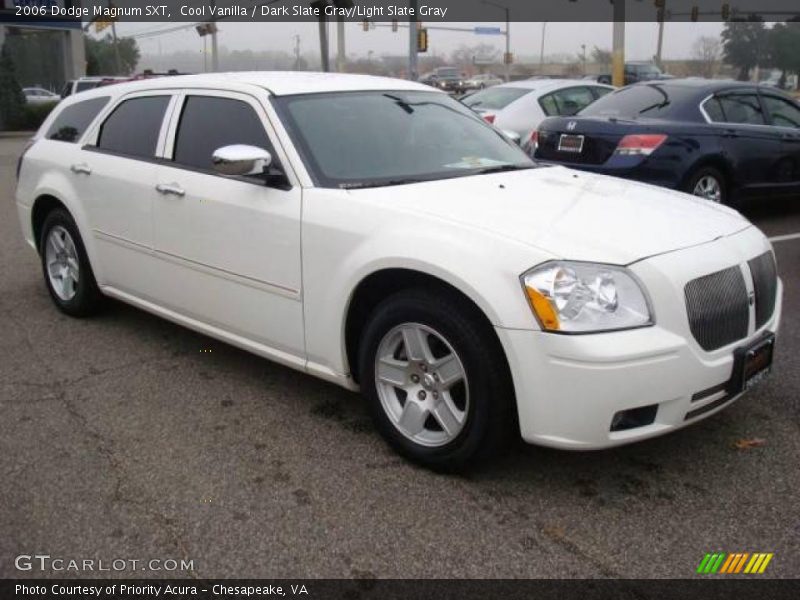 Cool Vanilla / Dark Slate Gray/Light Slate Gray 2006 Dodge Magnum SXT