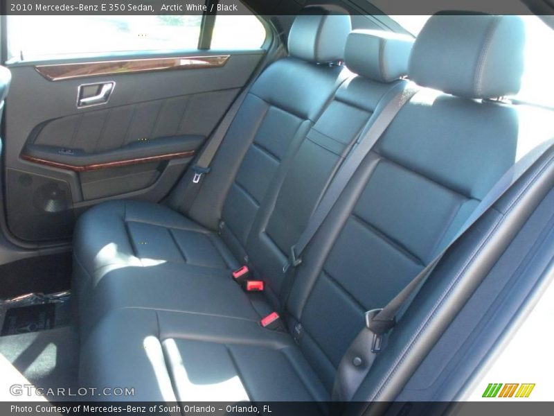 Arctic White / Black 2010 Mercedes-Benz E 350 Sedan