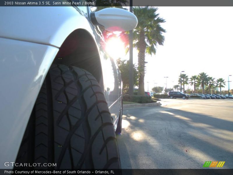 Satin White Pearl / Blond 2003 Nissan Altima 3.5 SE