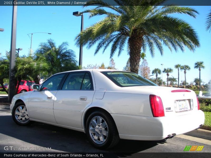 White Diamond / Oatmeal 2003 Cadillac DeVille DTS
