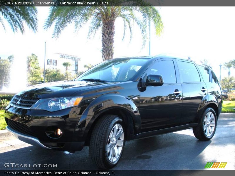 Labrador Black Pearl / Beige 2007 Mitsubishi Outlander XLS