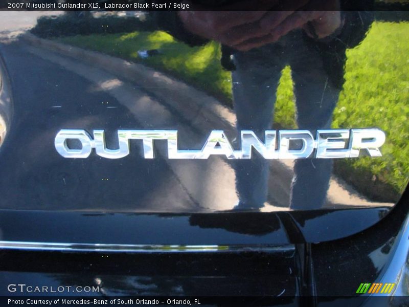 Labrador Black Pearl / Beige 2007 Mitsubishi Outlander XLS