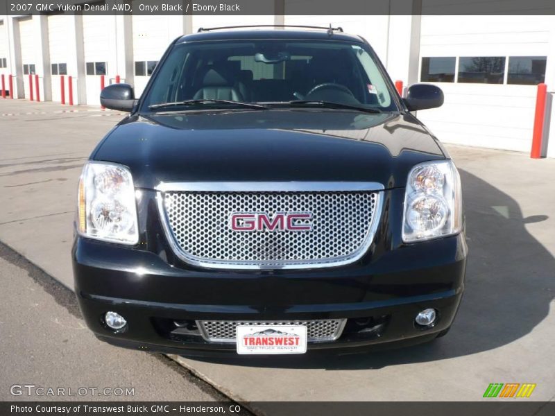 Onyx Black / Ebony Black 2007 GMC Yukon Denali AWD