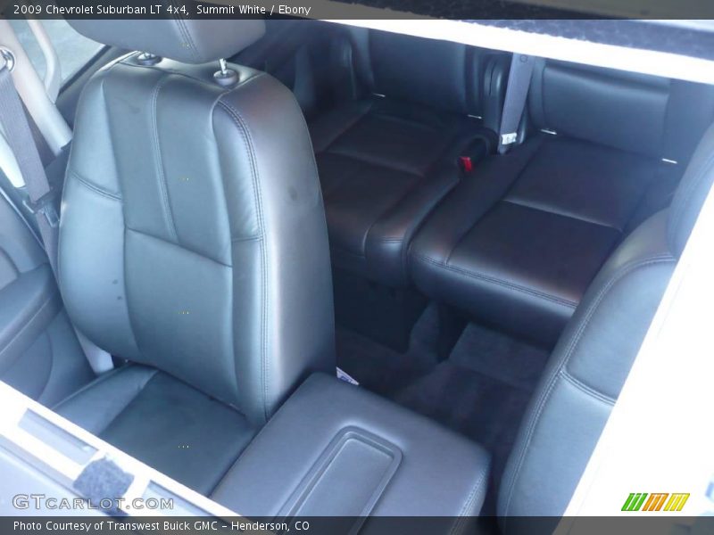 Summit White / Ebony 2009 Chevrolet Suburban LT 4x4