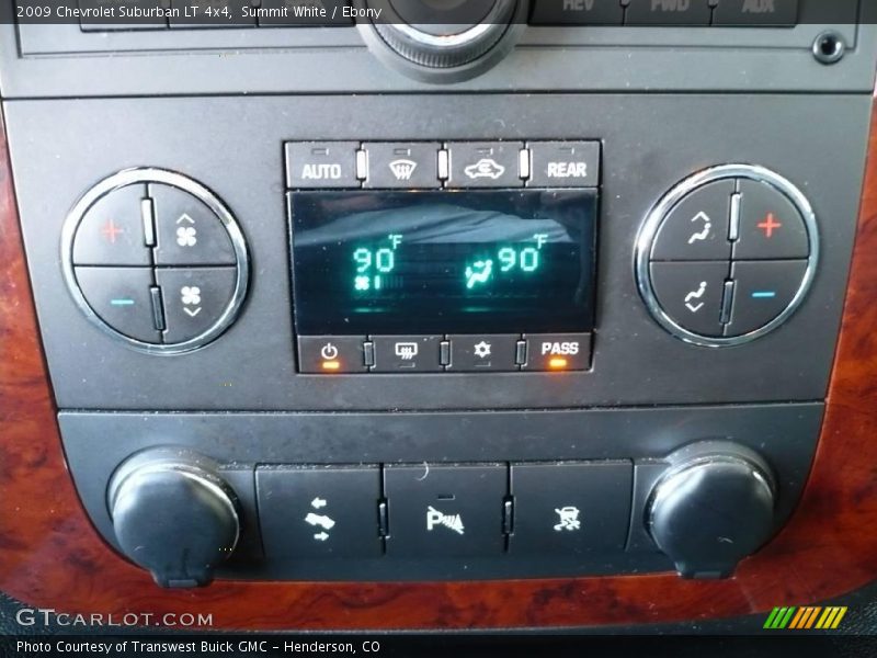 Summit White / Ebony 2009 Chevrolet Suburban LT 4x4