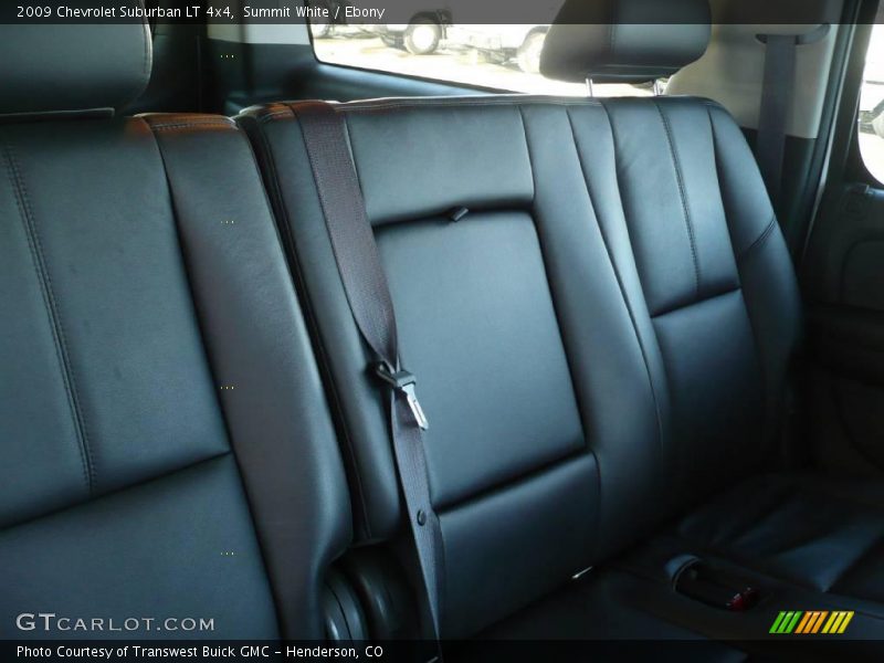 Summit White / Ebony 2009 Chevrolet Suburban LT 4x4