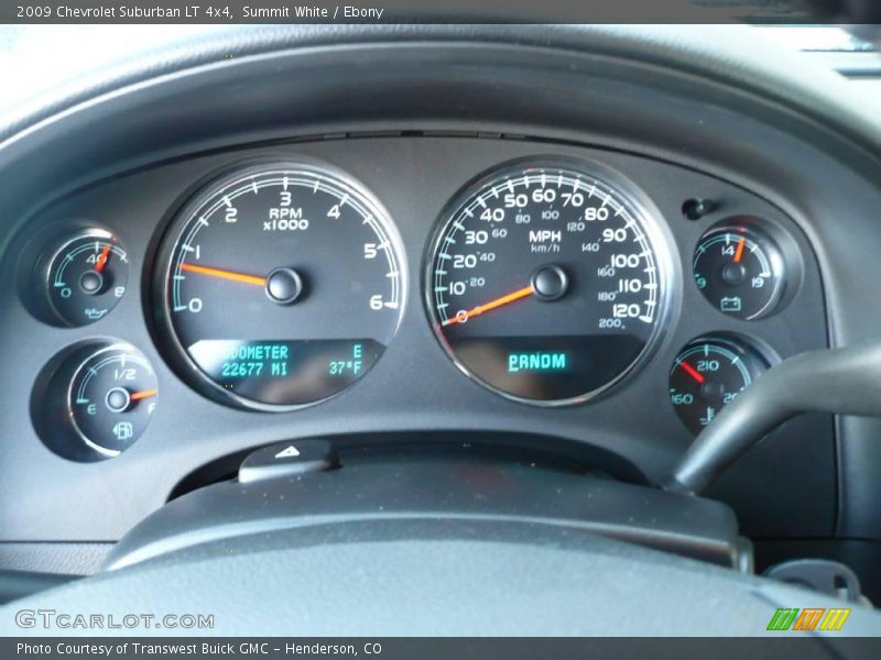 Summit White / Ebony 2009 Chevrolet Suburban LT 4x4