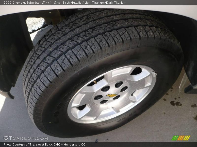 Silver Birch Metallic / Light Titanium/Dark Titanium 2009 Chevrolet Suburban LT 4x4