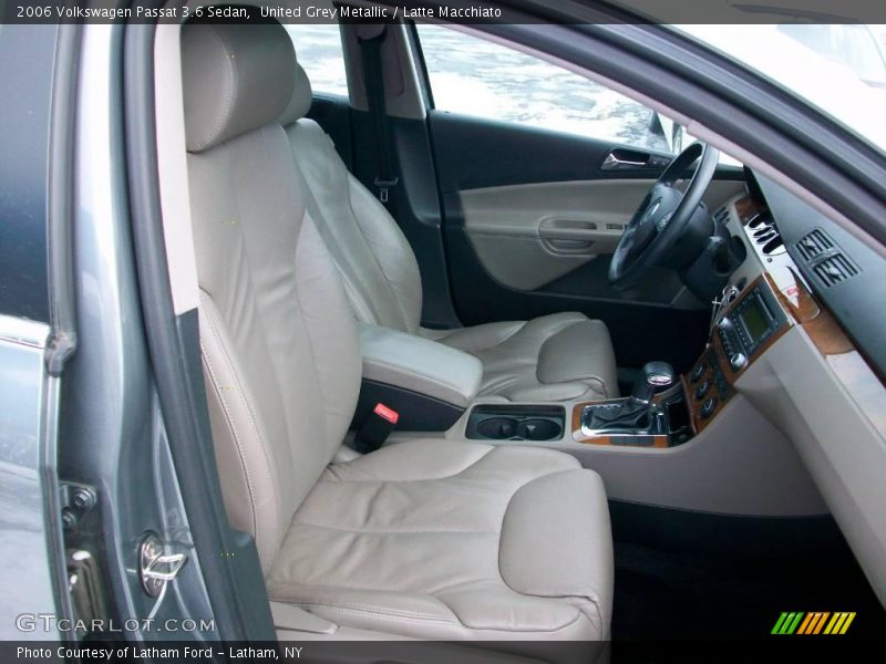 United Grey Metallic / Latte Macchiato 2006 Volkswagen Passat 3.6 Sedan