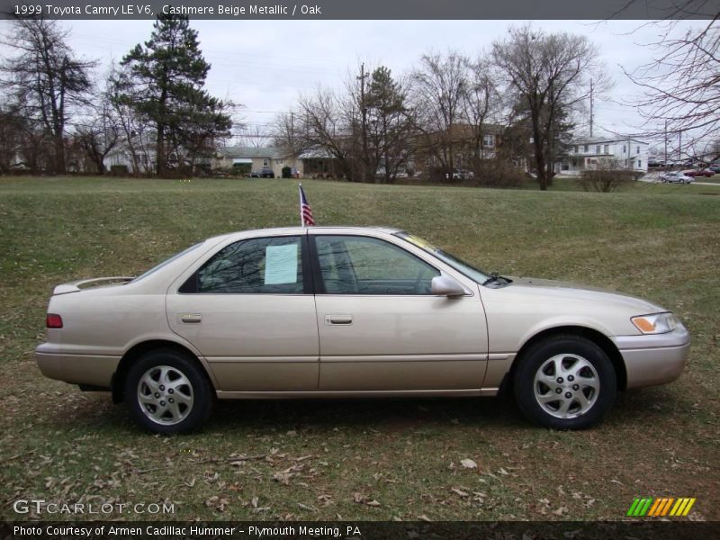 Cashmere Beige Metallic / Oak 1999 Toyota Camry LE V6