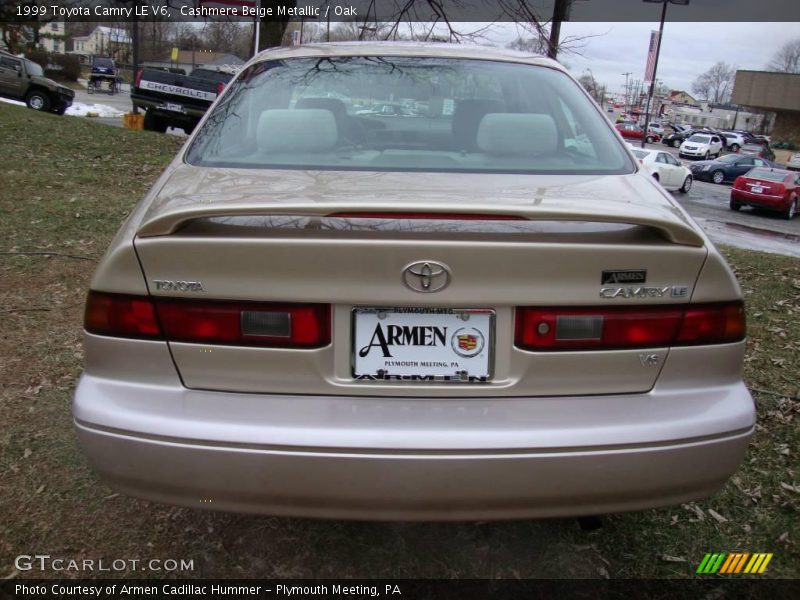 Cashmere Beige Metallic / Oak 1999 Toyota Camry LE V6