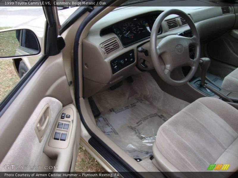 Cashmere Beige Metallic / Oak 1999 Toyota Camry LE V6