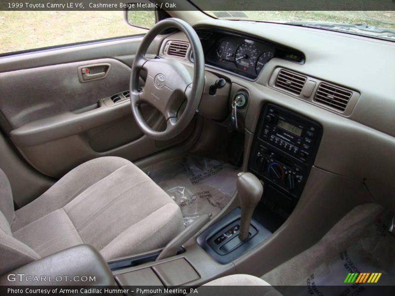 Cashmere Beige Metallic / Oak 1999 Toyota Camry LE V6