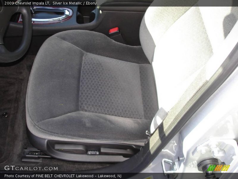 Silver Ice Metallic / Ebony 2009 Chevrolet Impala LT