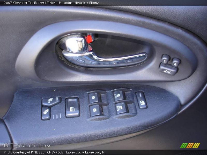 Moondust Metallic / Ebony 2007 Chevrolet TrailBlazer LT 4x4