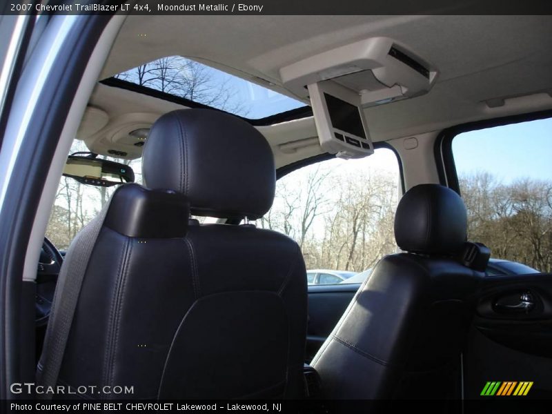 Moondust Metallic / Ebony 2007 Chevrolet TrailBlazer LT 4x4