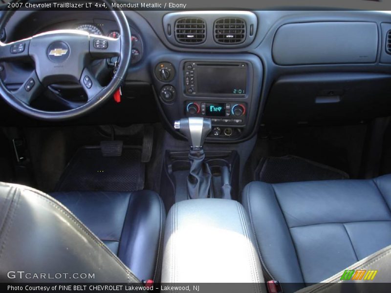 Moondust Metallic / Ebony 2007 Chevrolet TrailBlazer LT 4x4