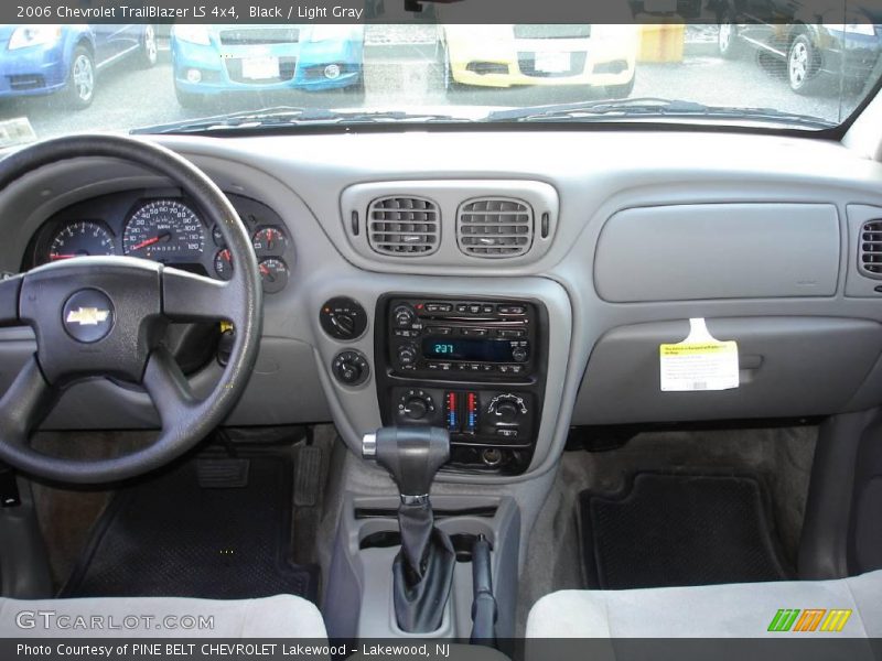 Black / Light Gray 2006 Chevrolet TrailBlazer LS 4x4