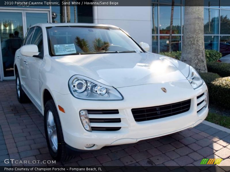 Sand White / Havanna/Sand Beige 2010 Porsche Cayenne Tiptronic