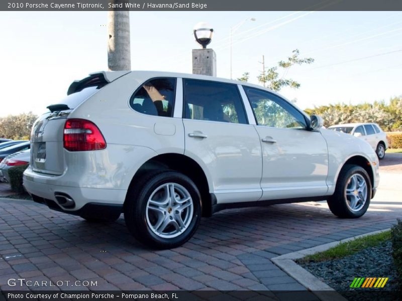 Sand White / Havanna/Sand Beige 2010 Porsche Cayenne Tiptronic