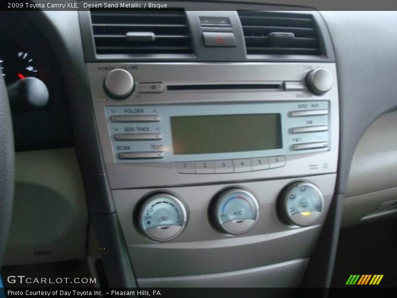 Desert Sand Metallic / Bisque 2009 Toyota Camry XLE
