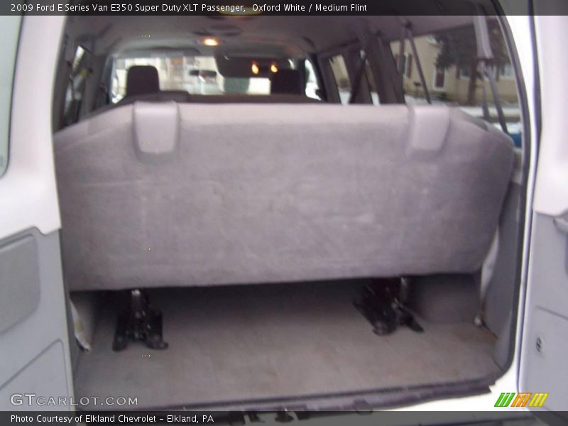 Oxford White / Medium Flint 2009 Ford E Series Van E350 Super Duty XLT Passenger