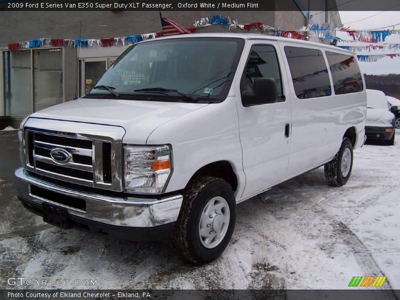 Oxford White / Medium Flint 2009 Ford E Series Van E350 Super Duty XLT Passenger