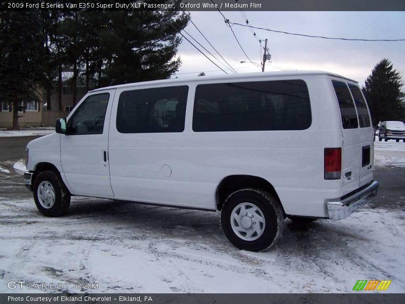Oxford White / Medium Flint 2009 Ford E Series Van E350 Super Duty XLT Passenger