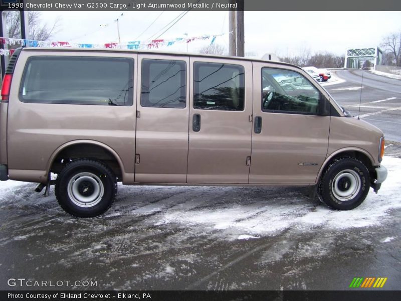 Light Autumnwood Metallic / Neutral 1998 Chevrolet Chevy Van G2500 Cargo