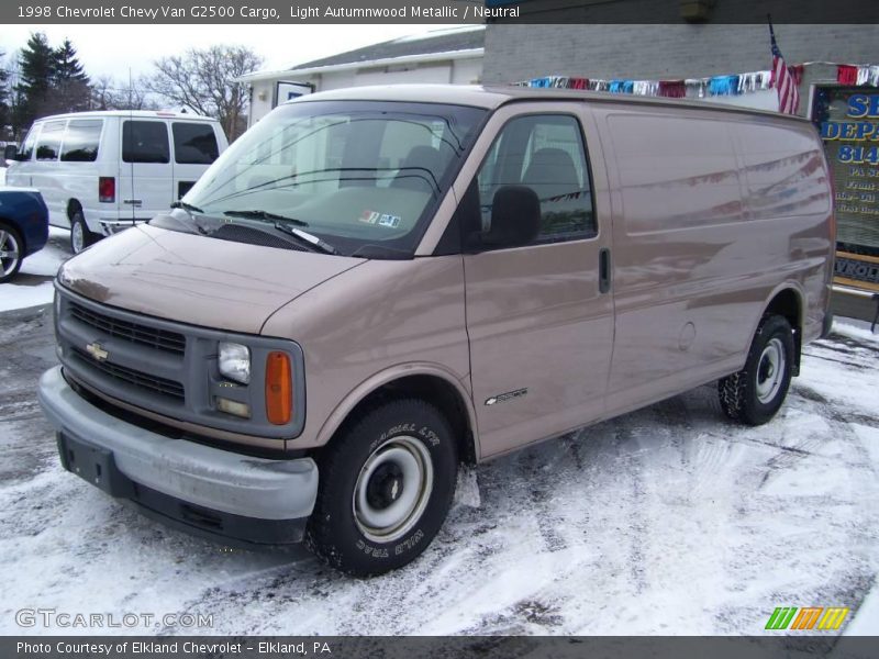 Light Autumnwood Metallic / Neutral 1998 Chevrolet Chevy Van G2500 Cargo