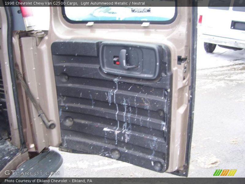 Light Autumnwood Metallic / Neutral 1998 Chevrolet Chevy Van G2500 Cargo