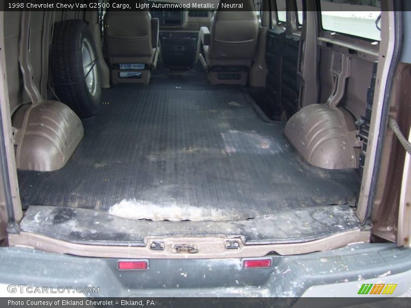 Light Autumnwood Metallic / Neutral 1998 Chevrolet Chevy Van G2500 Cargo