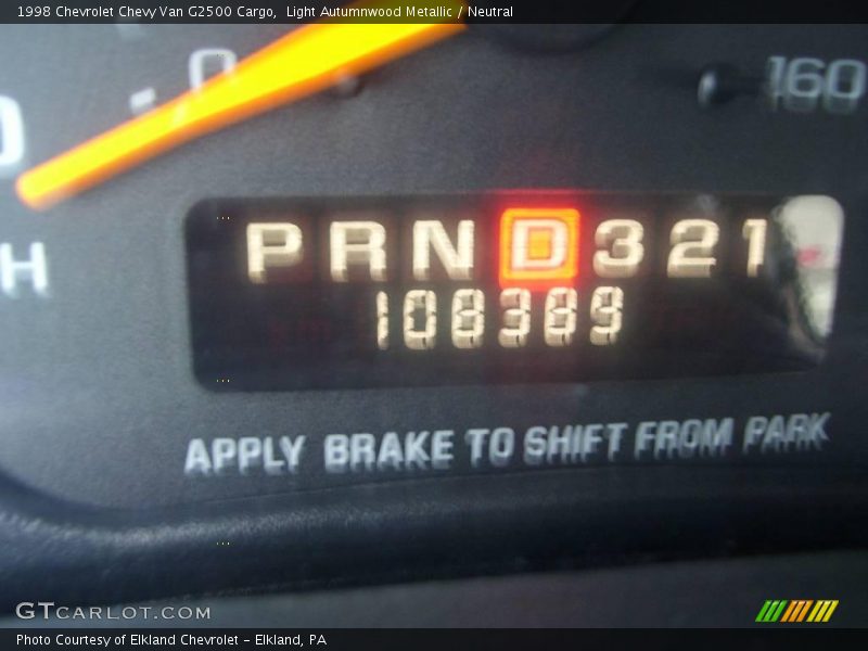 Light Autumnwood Metallic / Neutral 1998 Chevrolet Chevy Van G2500 Cargo