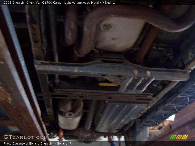 Light Autumnwood Metallic / Neutral 1998 Chevrolet Chevy Van G2500 Cargo